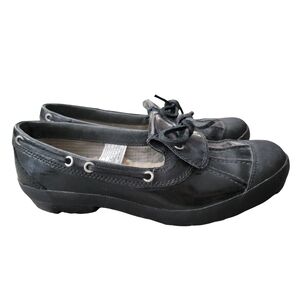 UGG Ashdale Duck Shoes Women's 8 Black Patent Leather Shearling Lined 1901